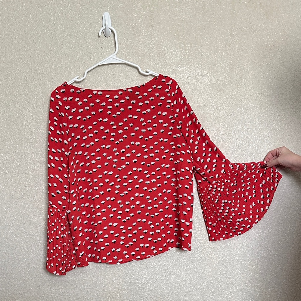 Ann Taylor Factory Red and White Floral Blouse